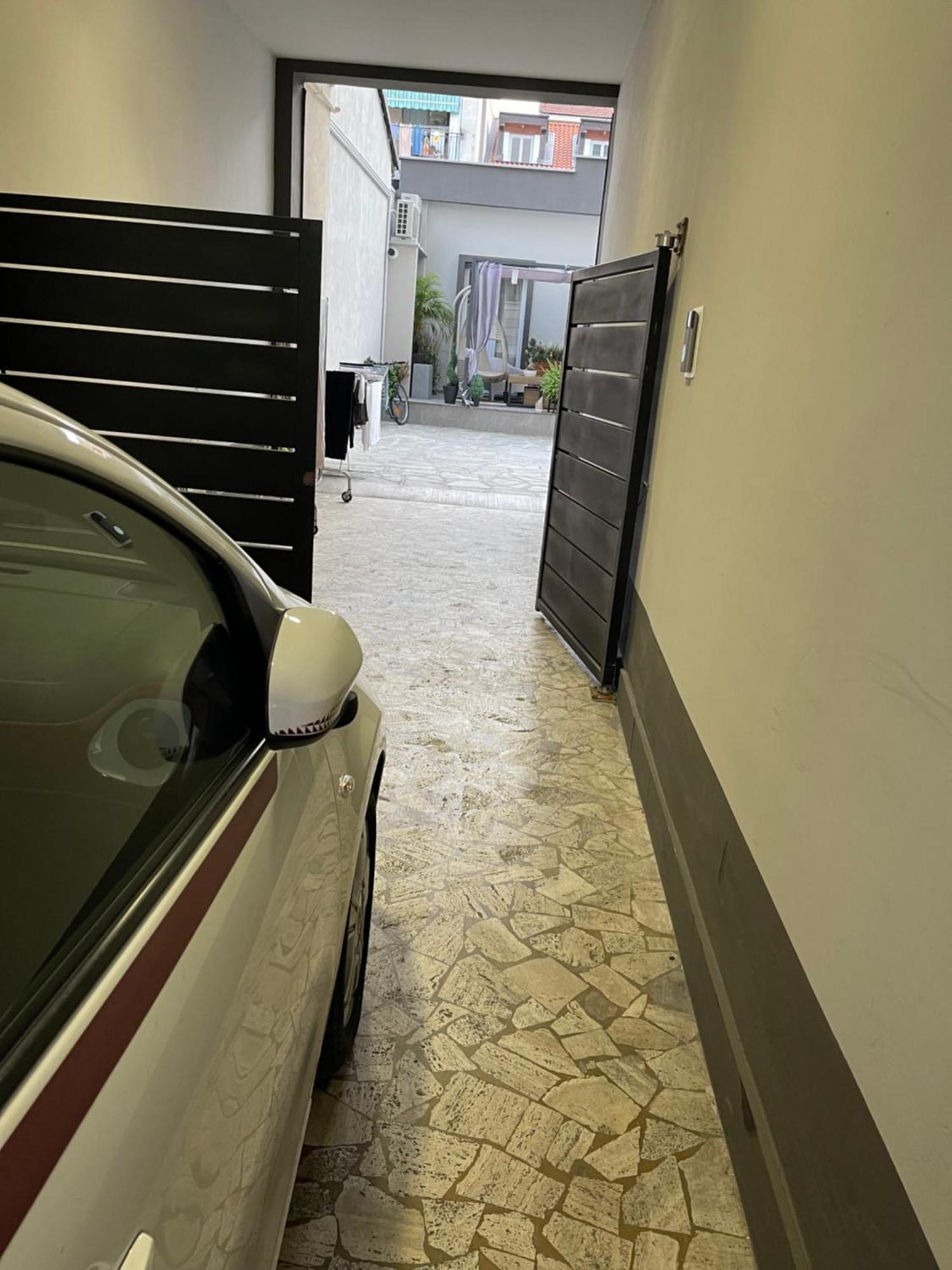 Decoluxe !Apartamento Con 1 Camera Da Letto , In Zona San Paolo , Via Martiniana Turin Luaran gambar
